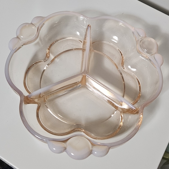 Duncan Miller Canterbury Pink Glass Dish - Picture 2 of 7